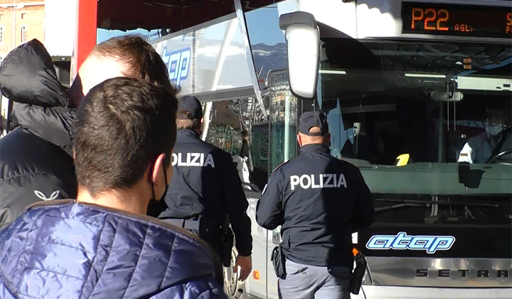 GREEN PASS OBBLIGATORIO NEL TRASPORTO PUBBLICO LOCALE: NOVE MULTE NEL FRIULI OCCIDENTALE SU 1051 PERSONE CONTROLLATE 